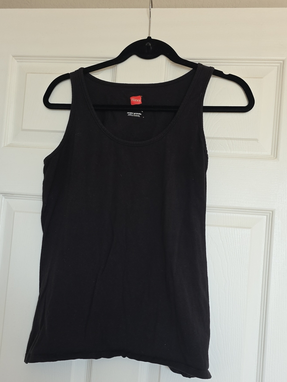 Hanes Women’s Black Scoop Neck Tank Top